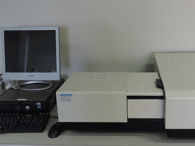 Shimadzu UV-Vis-NIR spectrophotometer